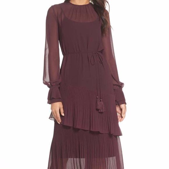 chelsea28 pleat detail midi dress